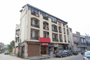 OYO Flagship 10282 Hotel Rishi